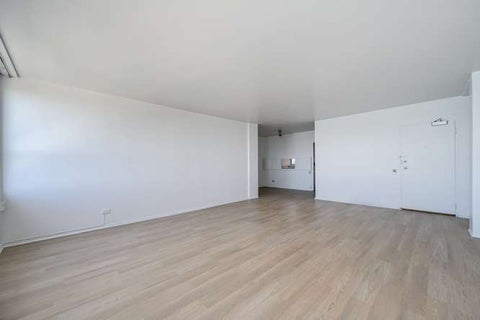 Tiny photo for 5530 S South Shore Drive #17B, Chicago, IL 60637 (MLS # 12768793)
