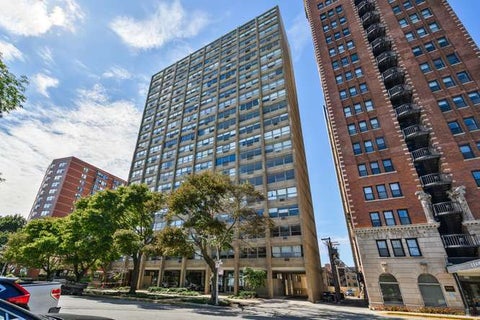 Photo of 5530 S South Shore Drive #17B, Chicago, IL 60637 (MLS # 12768793)