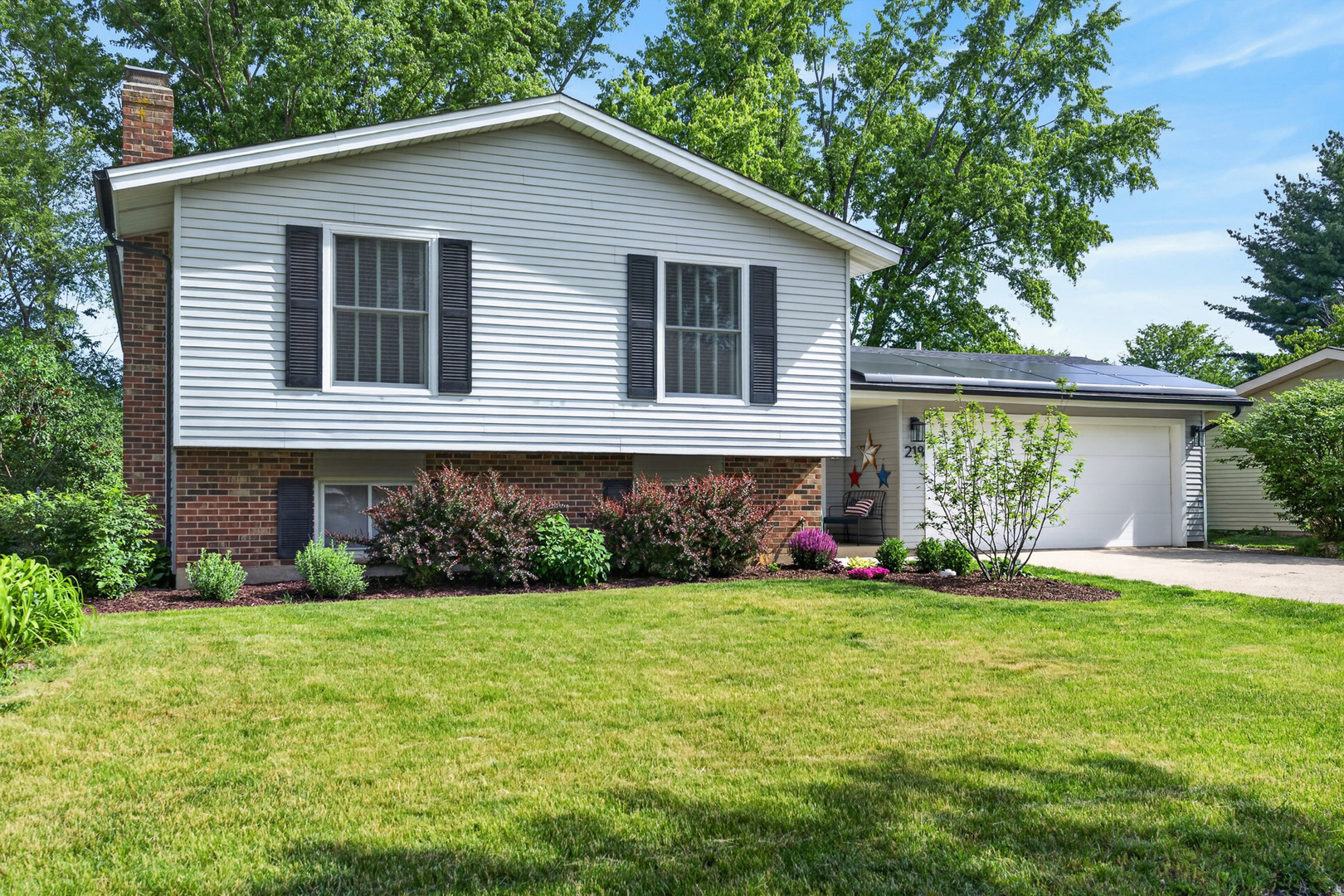 Properties 1 218 Wellington Drive