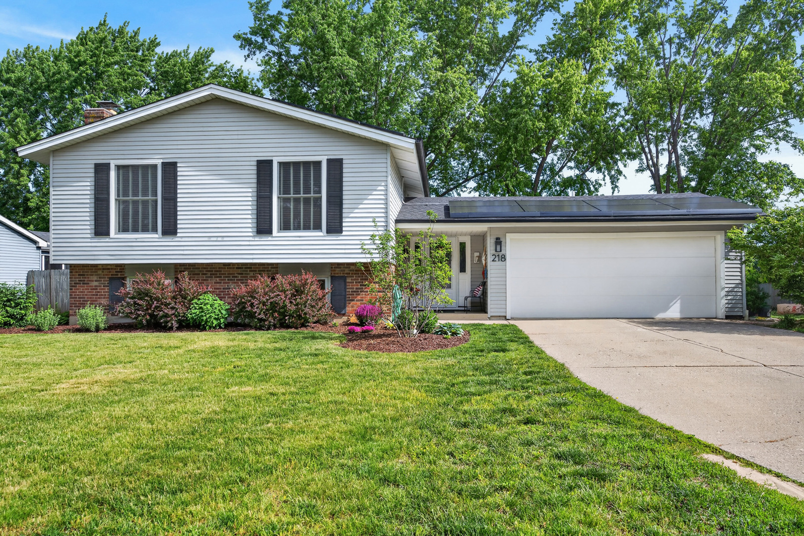 Properties 2 218 Wellington Drive