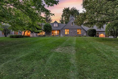 Tiny photo for 22140 SW Frontage Road, Joliet, IL 60404 (MLS # 12456701)