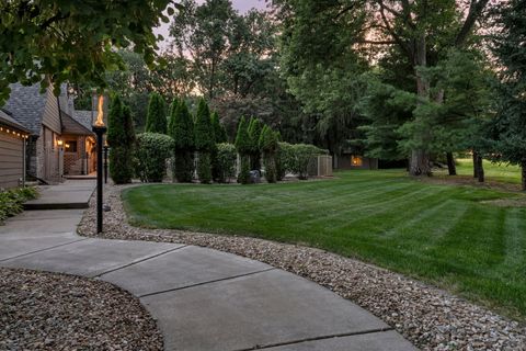 Tiny photo for 22140 SW Frontage Road, Joliet, IL 60404 (MLS # 12456701)