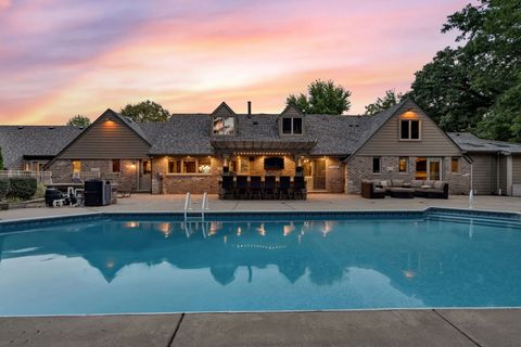 Tiny photo for 22140 SW Frontage Road, Joliet, IL 60404 (MLS # 12456701)