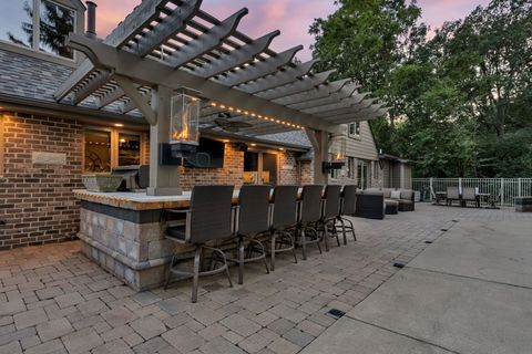 Tiny photo for 22140 SW Frontage Road, Joliet, IL 60404 (MLS # 12456701)
