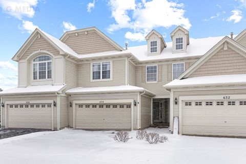 634 Amherst Drive Sycamore IL 60178