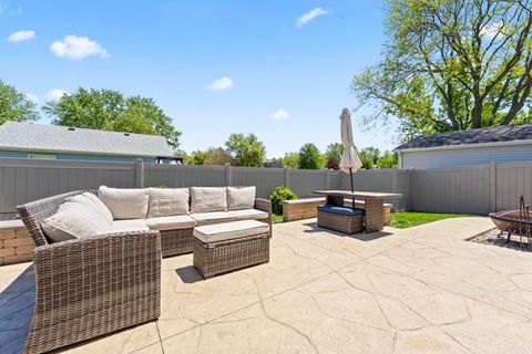 Tiny photo for 1041 Fulton Drive, Streamwood, IL 60107 (MLS # 12640636)