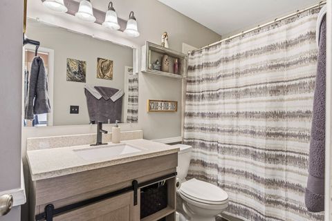 Tiny photo for 1041 Fulton Drive, Streamwood, IL 60107 (MLS # 12640636)