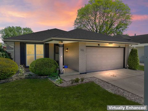 Tiny photo for 1041 Fulton Drive, Streamwood, IL 60107 (MLS # 12640636)