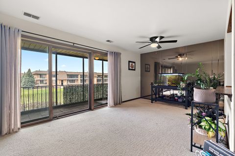 Tiny photo for 15724 Brassie Court #2N, Orland Park, IL 60462 (MLS # 12598909)