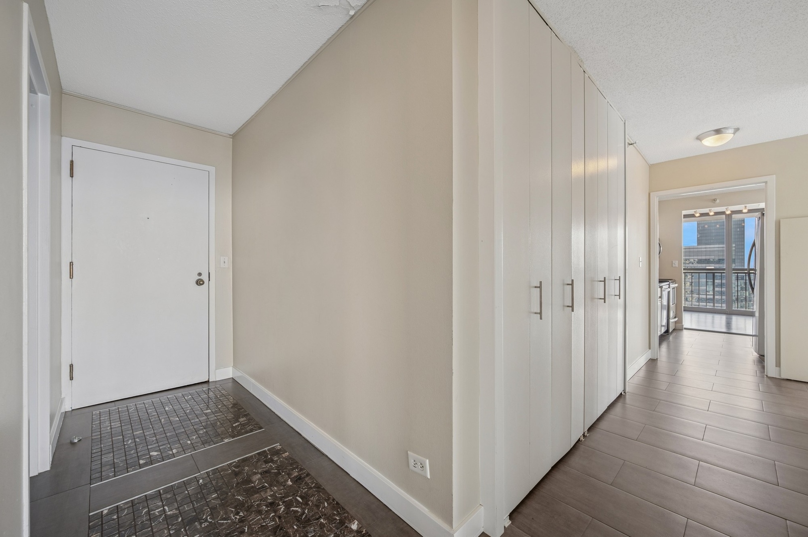 10 E Ontario Street 4104