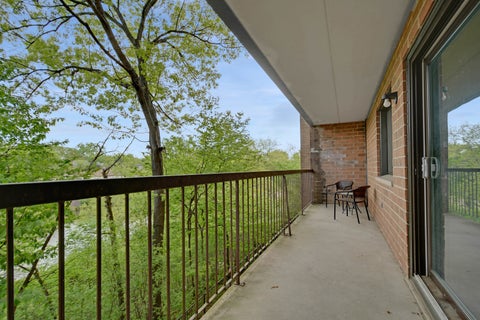 Tiny photo for 5960 Lake Bluff Drive #302, Tinley Park, IL 60477 (MLS # 12646710)