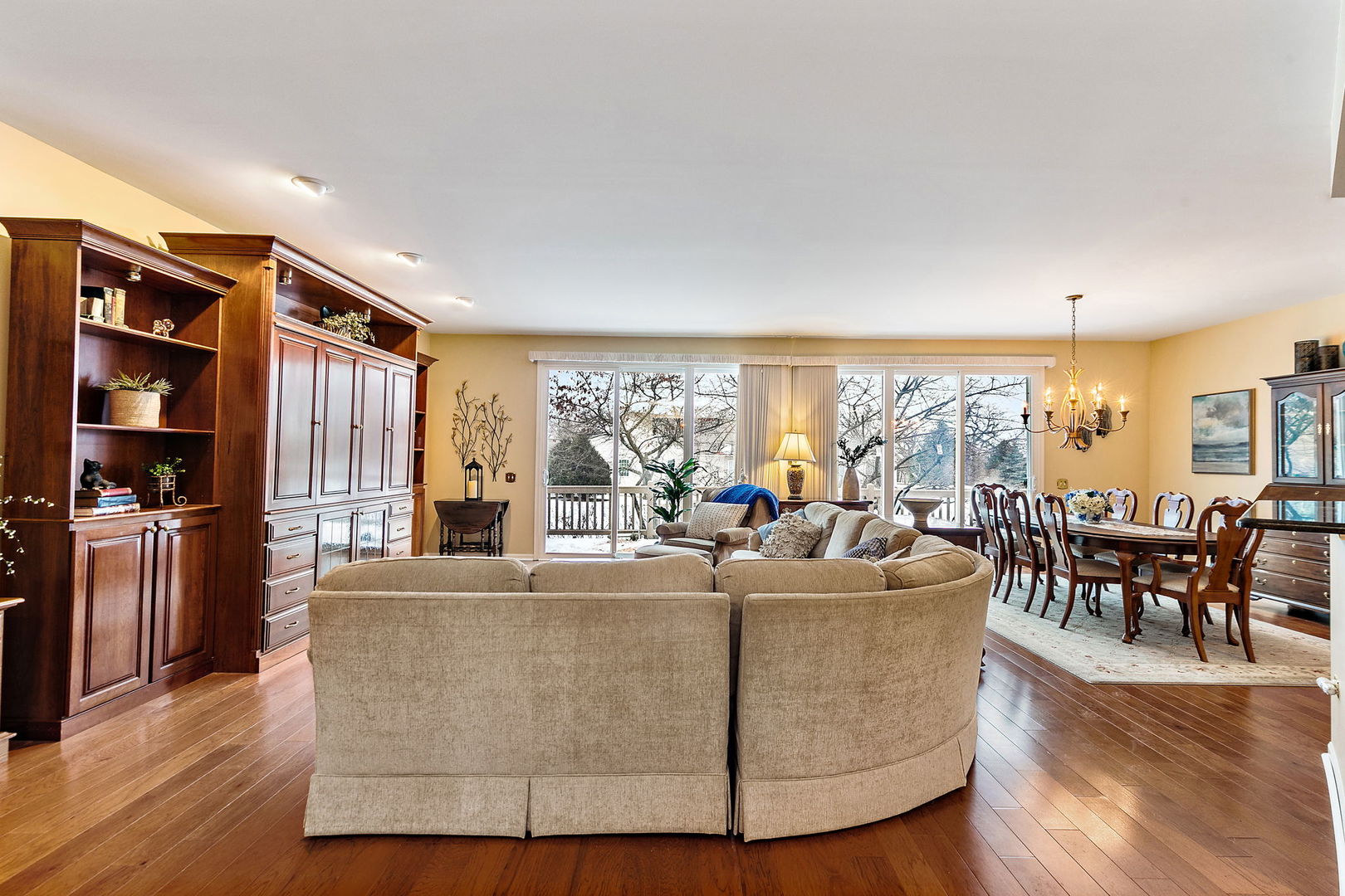 12234 Arlington Drive