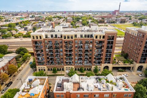 Tiny photo for 811 W 15th Place #806, Chicago, IL 60608 (MLS # 12505985)