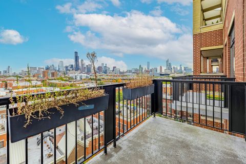 Tiny photo for 811 W 15th Place #806, Chicago, IL 60608 (MLS # 12505985)