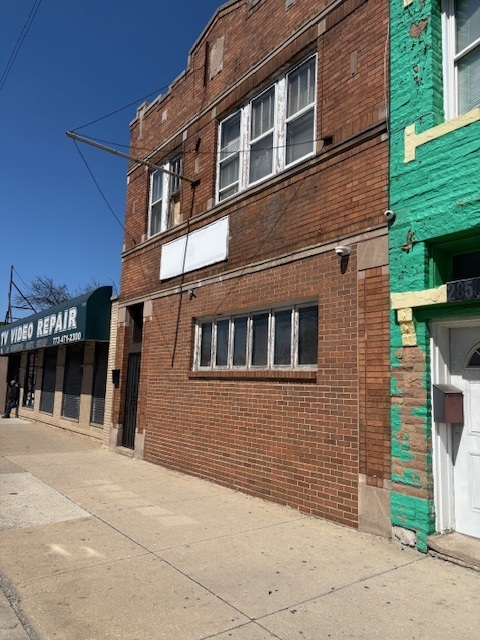 2852 W 63rd Street