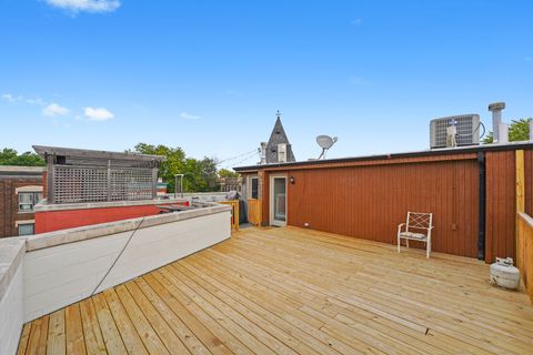 Tiny photo for 1552 N LEAVITT Street #1552, Chicago, IL 60622 (MLS # 12463966)