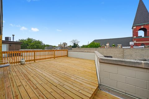 Tiny photo for 1552 N LEAVITT Street #1552, Chicago, IL 60622 (MLS # 12463966)