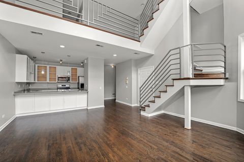 Tiny photo for 1552 N LEAVITT Street #1552, Chicago, IL 60622 (MLS # 12463966)