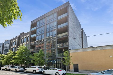 1018 N Larrabee Street 3S Chicago IL 60610