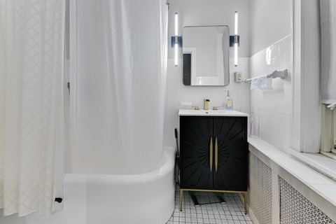 Tiny photo for 5000 S East End Avenue #2D, Chicago, IL 60615 (MLS # 12494941)