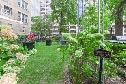 Tiny photo for 5000 S East End Avenue #2D, Chicago, IL 60615 (MLS # 12494941)