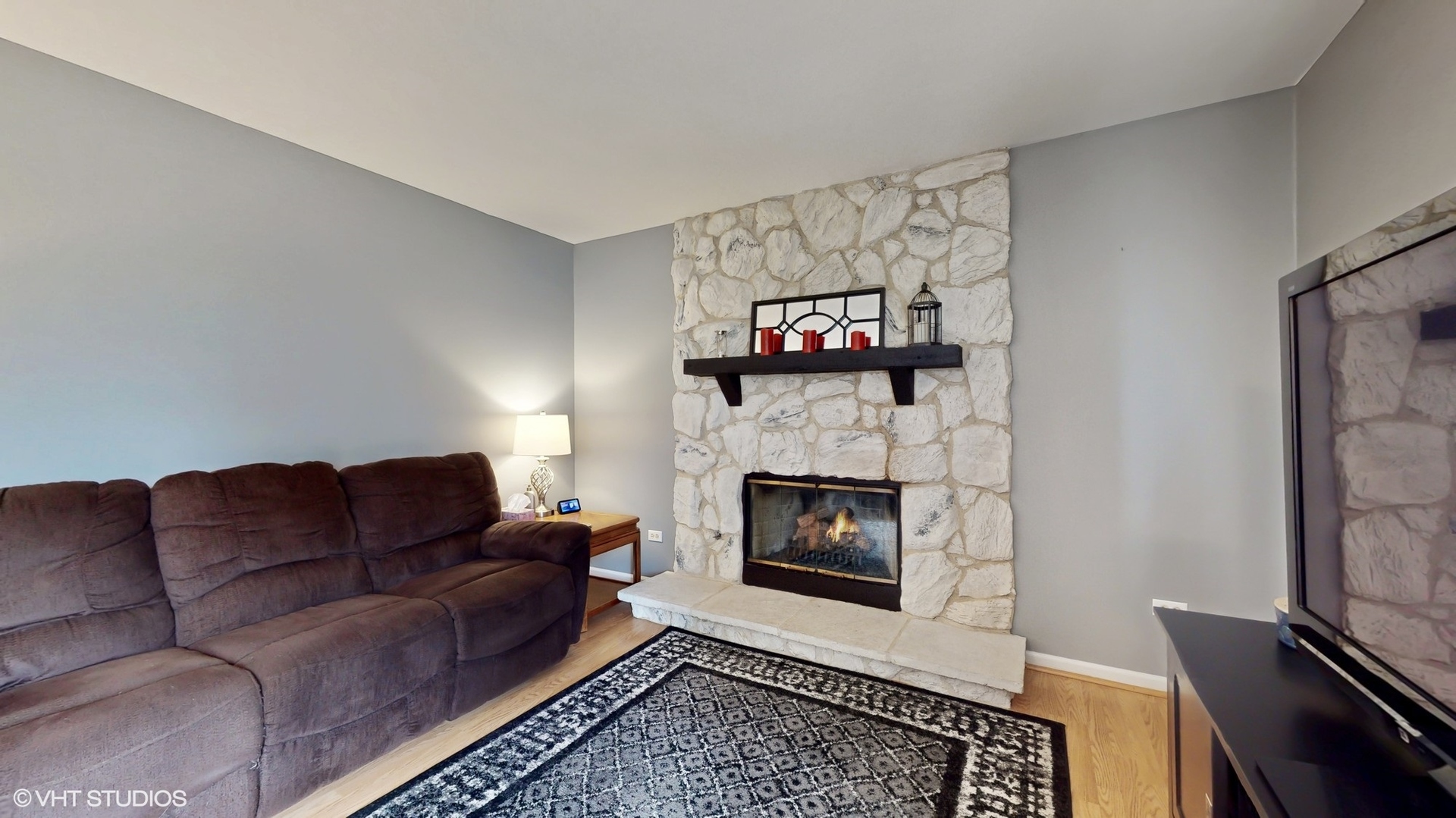 1230 Goldenrod Lane