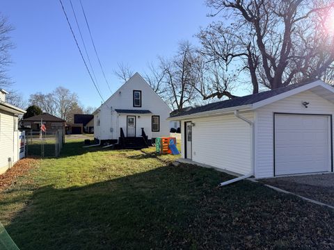 Tiny photo for 116 S Central Avenue, Ladd, IL 61329 (MLS # 12526325)