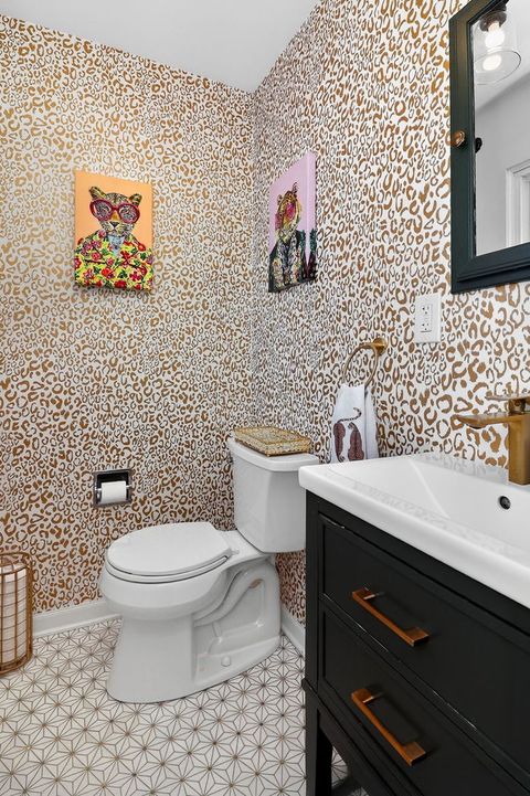 Tiny photo for 210 3rd Street, Downers Grove, IL 60515 (MLS # 12553933)