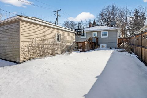 Tiny photo for 210 3rd Street, Downers Grove, IL 60515 (MLS # 12553933)