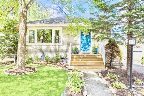 Photo of 210 3rd Street, Downers Grove, IL 60515 (MLS # 12553933)