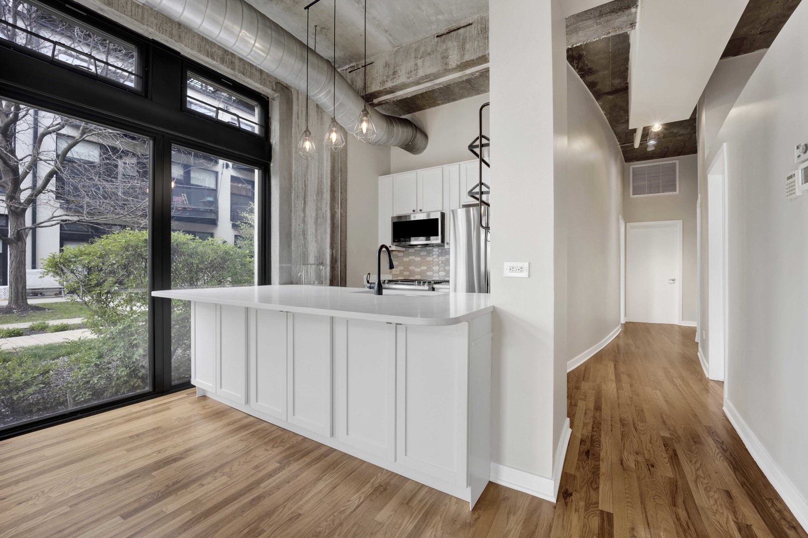 1111 W 14th Place 119