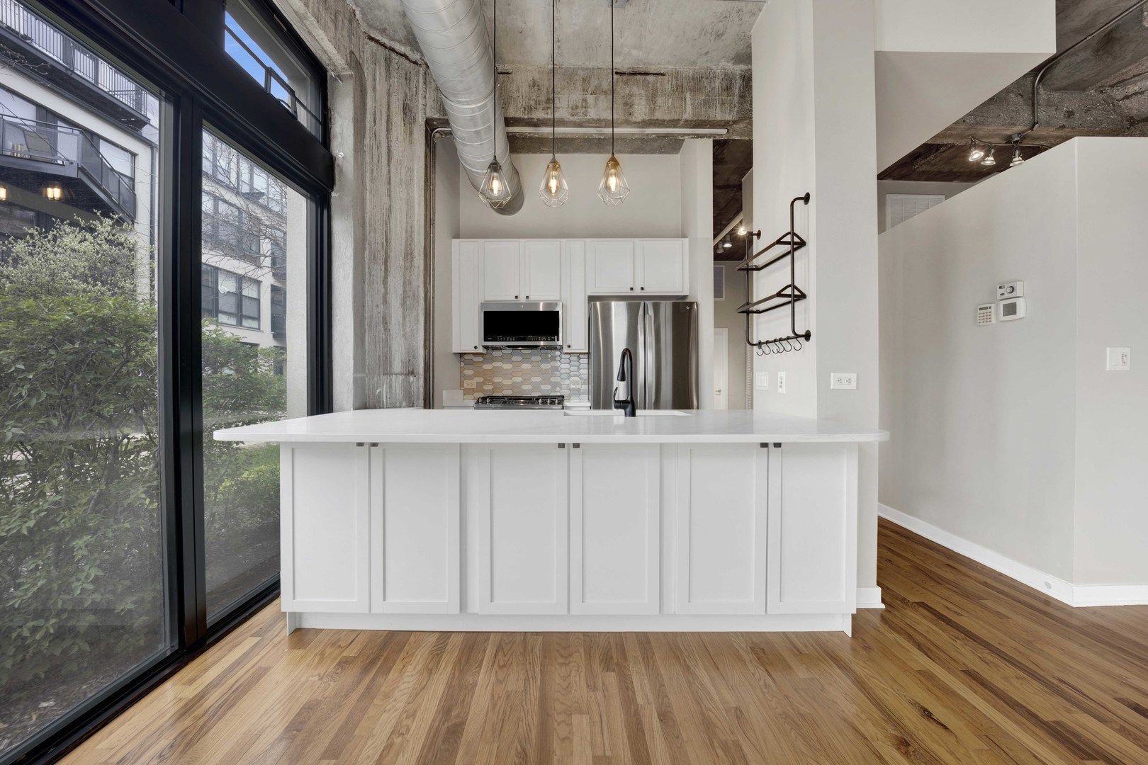 1111 W 14th Place 119