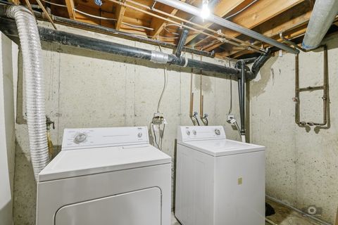 Tiny photo for 226 Elkhorn Court #B, Bolingbrook, IL 60440 (MLS # 12620400)