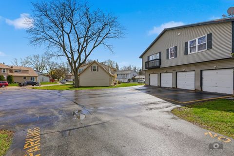 Tiny photo for 226 Elkhorn Court #B, Bolingbrook, IL 60440 (MLS # 12620400)