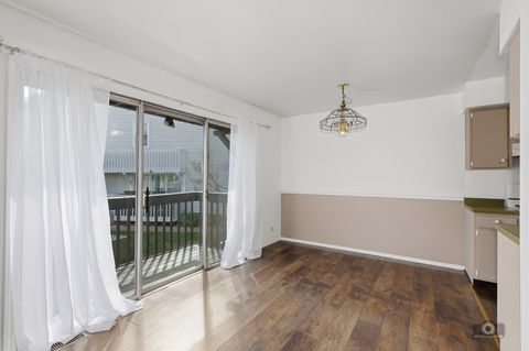 Tiny photo for 226 Elkhorn Court #B, Bolingbrook, IL 60440 (MLS # 12620400)