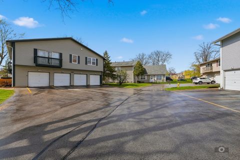 Tiny photo for 226 Elkhorn Court #B, Bolingbrook, IL 60440 (MLS # 12620400)