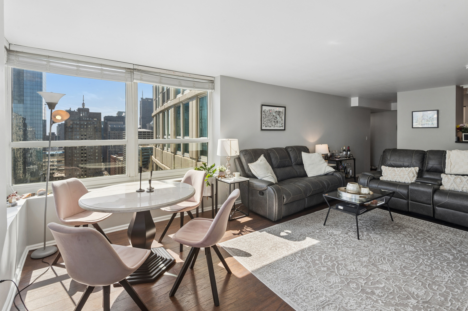 345 N La Salle Drive 4603