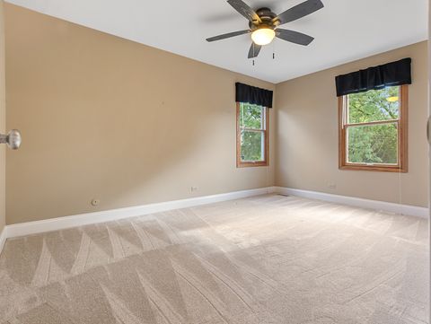 Tiny photo for 3925 Charlemagne Drive, Hoffman Estates, IL 60192 (MLS # 12458931)