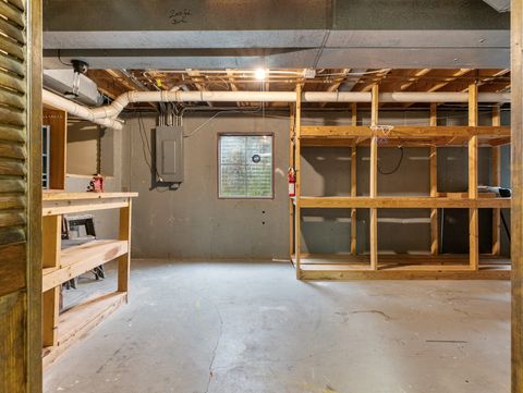 Tiny photo for 3925 Charlemagne Drive, Hoffman Estates, IL 60192 (MLS # 12458931)