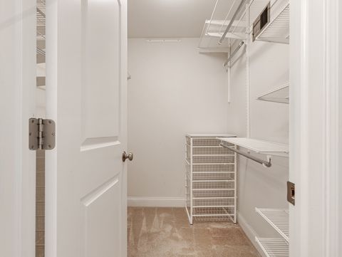 Tiny photo for 3925 Charlemagne Drive, Hoffman Estates, IL 60192 (MLS # 12458931)