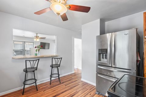 Tiny photo for 823 Lenwood Court, Aurora, IL 60506 (MLS # 12485732)