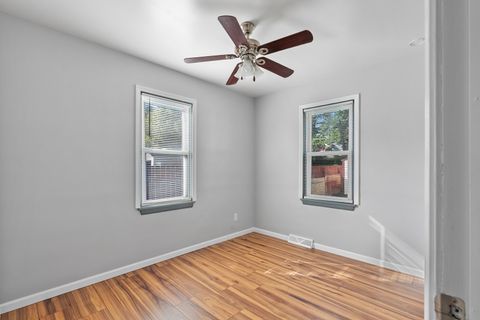 Tiny photo for 823 Lenwood Court, Aurora, IL 60506 (MLS # 12485732)