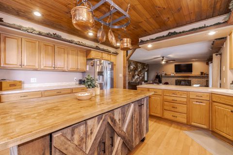 Tiny photo for 205 N Crestview Drive, Pontiac, IL 61764 (MLS # 12596379)