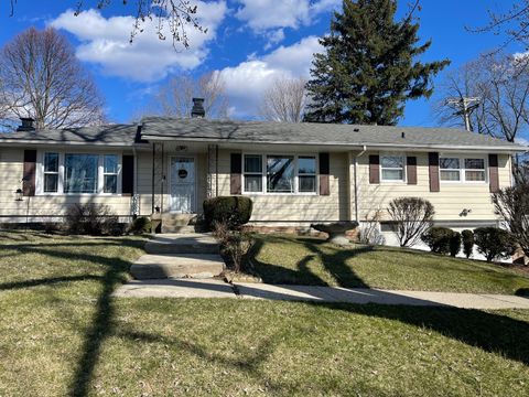 Photo of 152 King Avenue, East Dundee, IL 60118 (MLS # 12488032)