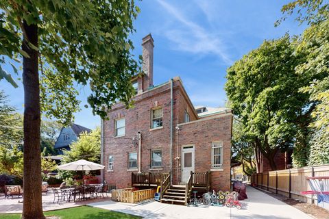 Tiny photo for 5235 S University Avenue, Chicago, IL 60615 (MLS # 12575960)
