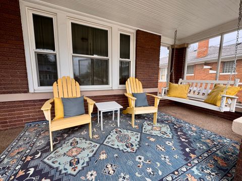 Tiny photo for 305 5th Street W, Benton, IL 62812 (MLS # 12590248)