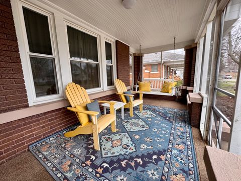 Tiny photo for 305 5th Street W, Benton, IL 62812 (MLS # 12590248)