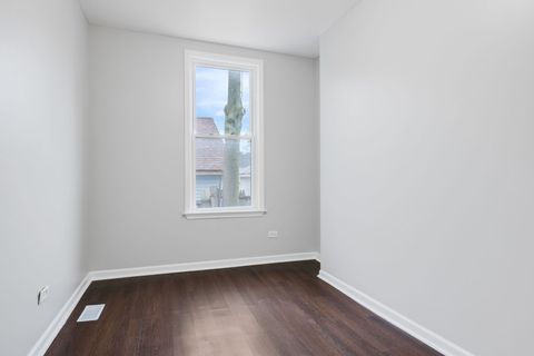 Tiny photo for 605 Grove Street, Aurora, IL 60505 (MLS # 12560410)