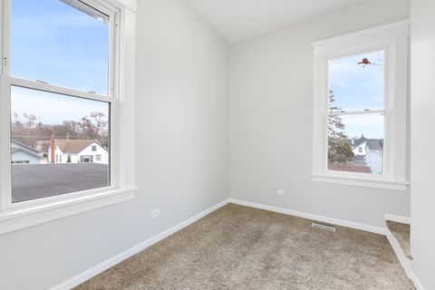 Tiny photo for 605 Grove Street, Aurora, IL 60505 (MLS # 12560410)