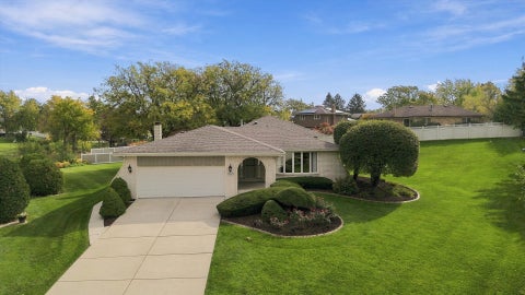Photo of 15227 Bayberry Court, Orland Park, IL 60462 (MLS # 12791268)